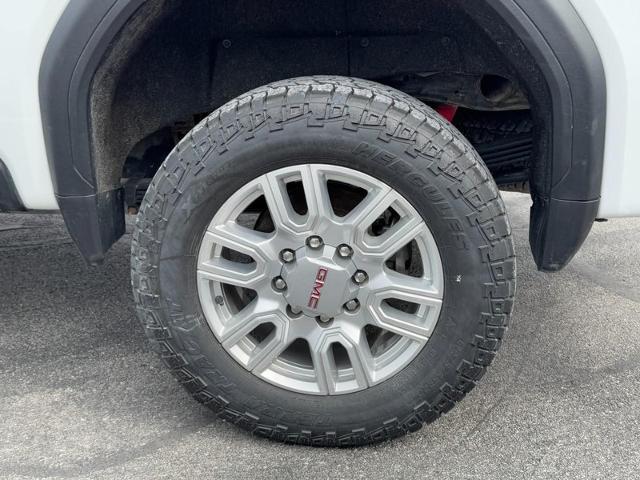 2023 GMC Sierra 2500HD 4WD Crew Cab Standard Bed SLT