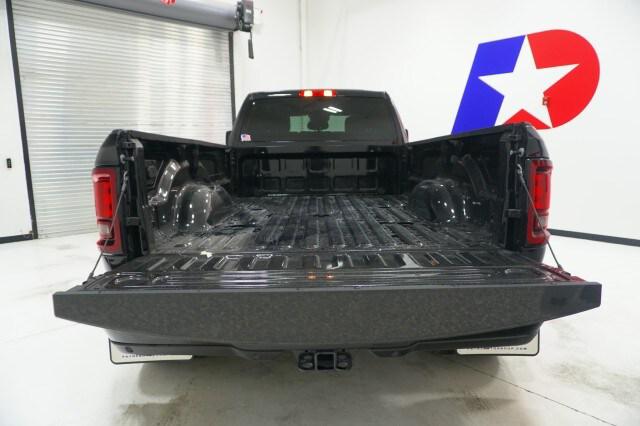 2026 Ram 3500 Lone Star Crew Cab 4x4 8' Box