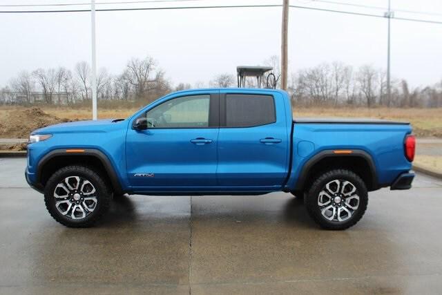 2023 GMC Canyon AT4