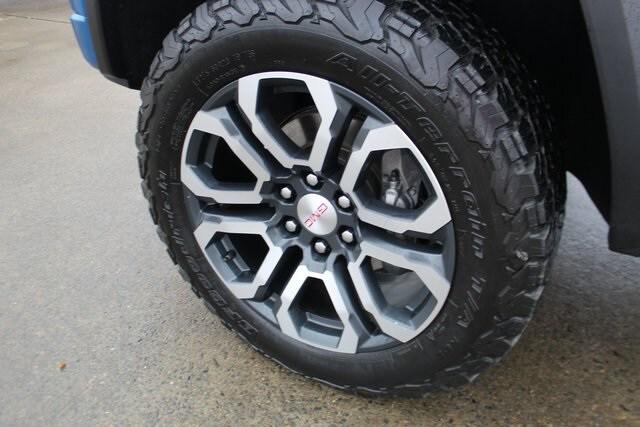 2023 GMC Canyon AT4
