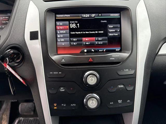 2015 Ford Explorer XLT 2015 Ford Explorer XLT