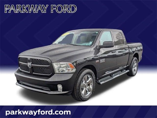 2018 RAM 1500 Express Crew Cab 4x4 57 Box