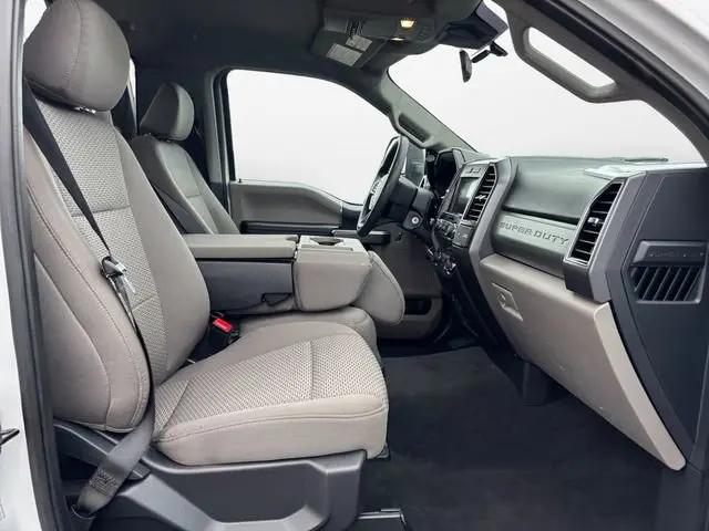 2022 Ford F-550 XLT