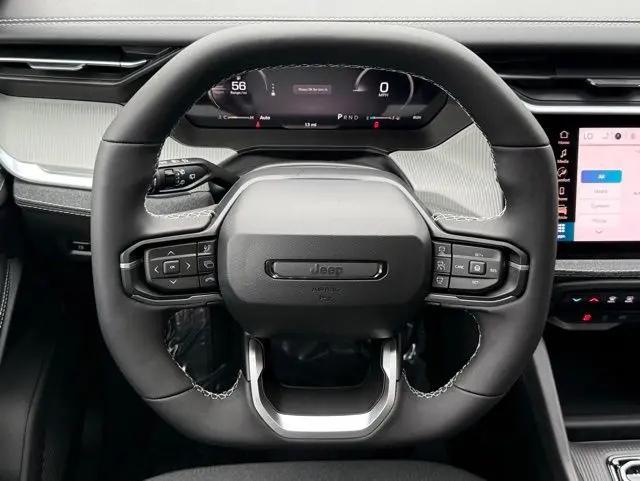 2026 Jeep Cherokee Laredo 4x4