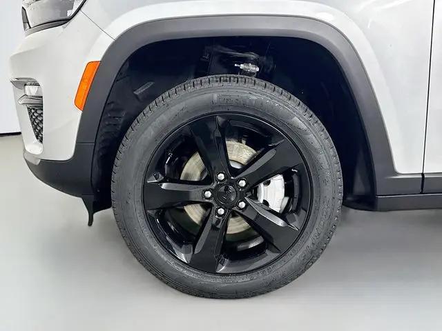 2025 Jeep Grand Cherokee Limited 4x4