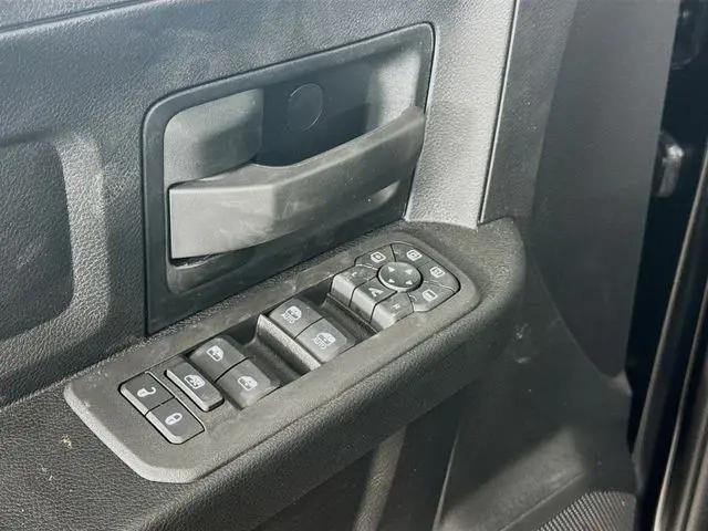2026 Ram 2500 Black Express Crew Cab 4x4 8" Box