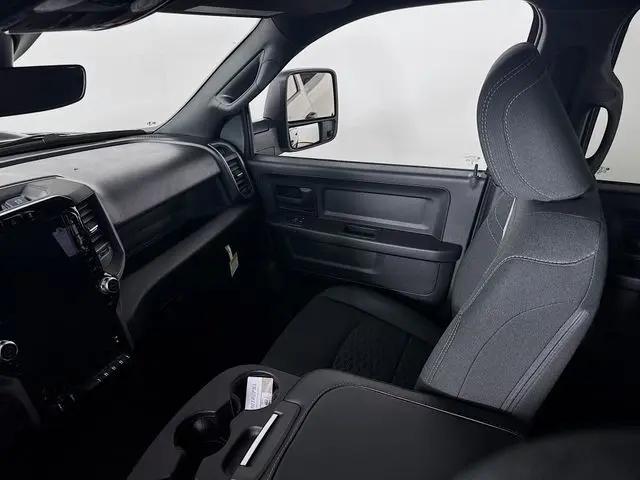 2026 Ram 2500 Black Express Crew Cab 4x4 8" Box