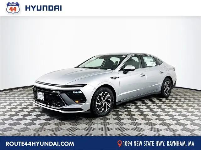 2026 Hyundai Sonata Hybrid Blue for sale in Raynham, MA