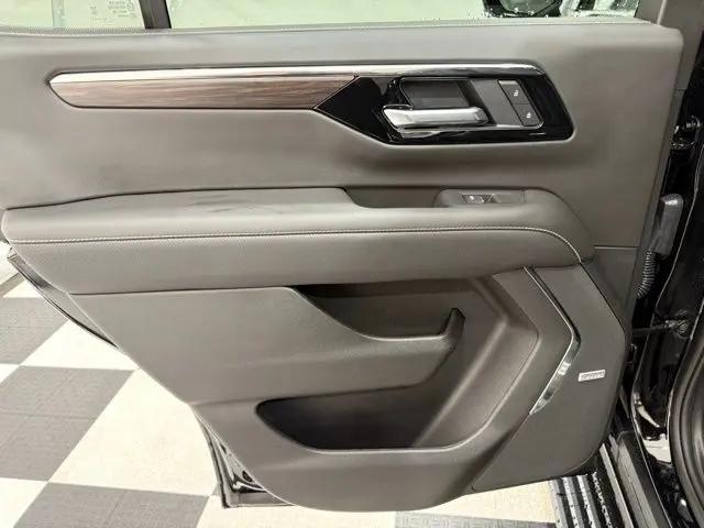 2026 Chevrolet Tahoe 4WD Premier