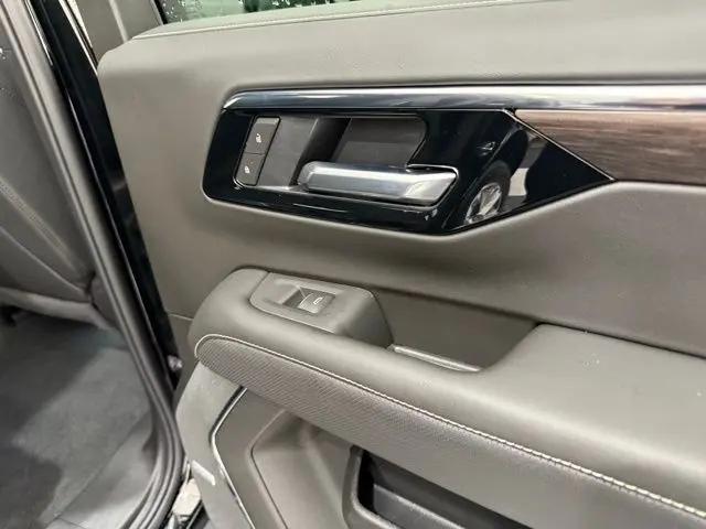 2026 Chevrolet Tahoe 4WD Premier