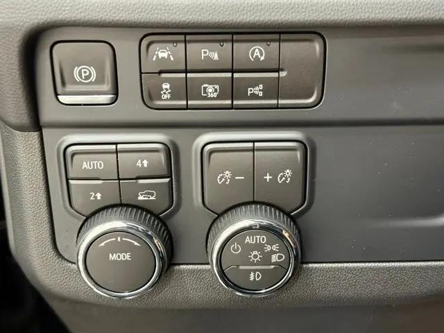 2026 Chevrolet Tahoe 4WD Premier