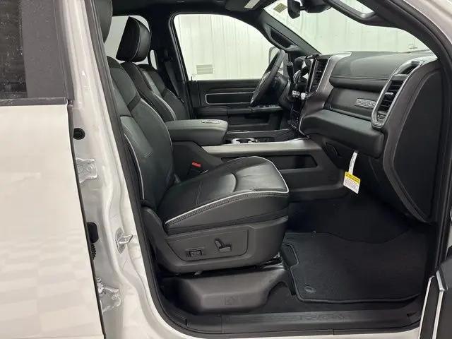 2026 Ram 3500 Laramie Mega Cab 4x4 6'4" Box