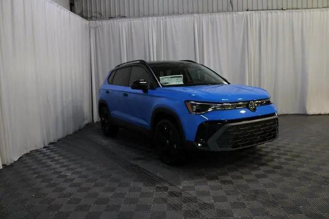 2026 Volkswagen Taos SE Black