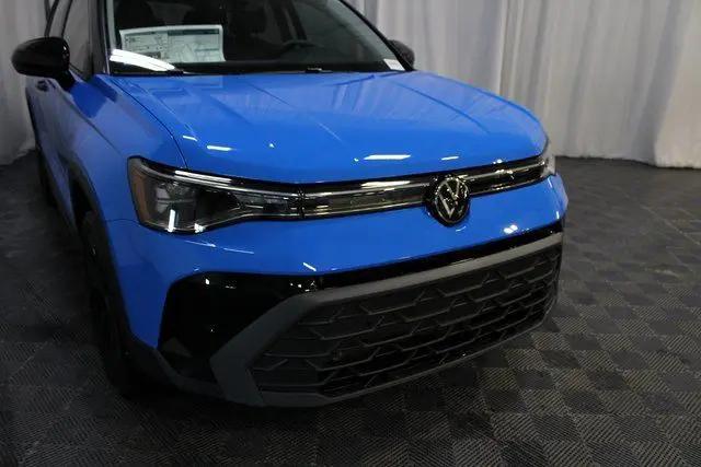 2026 Volkswagen Taos SE Black