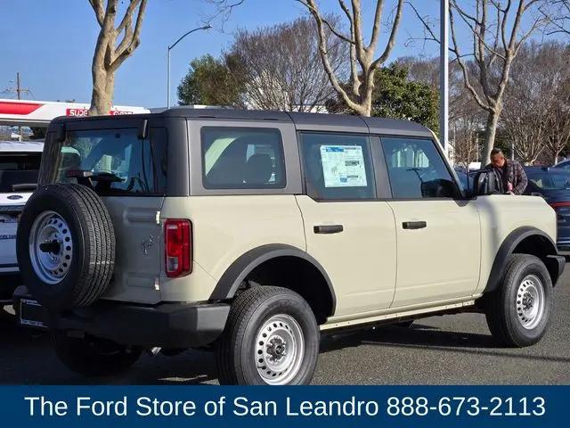 2025 Ford Bronco Base