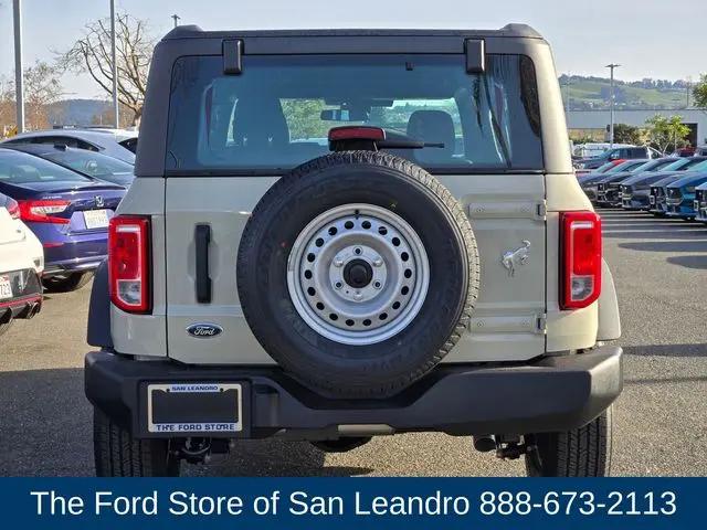 2025 Ford Bronco Base