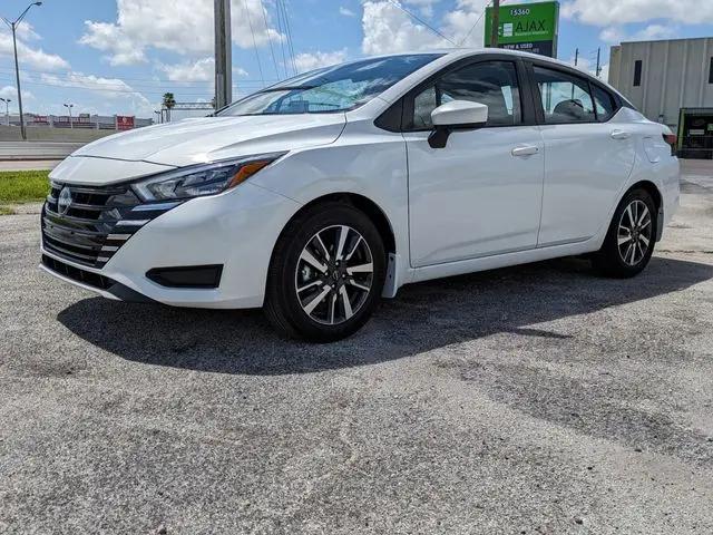2025 Nissan Versa 1.6 SV