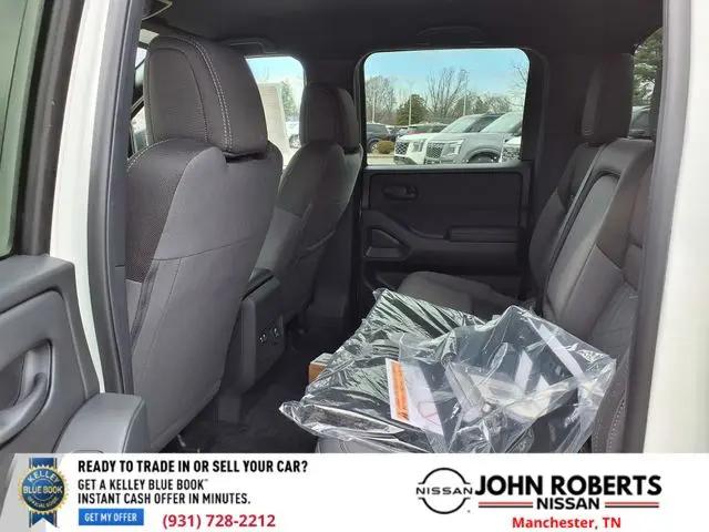 2026 Nissan Frontier Crew Cab SV 4x4
