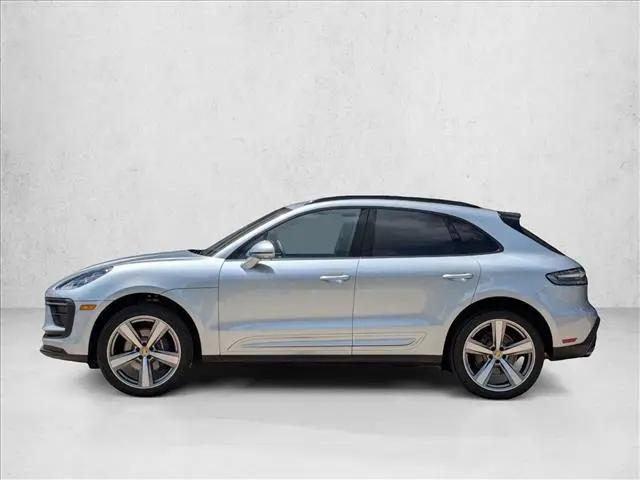 2025 Porsche Macan Macan