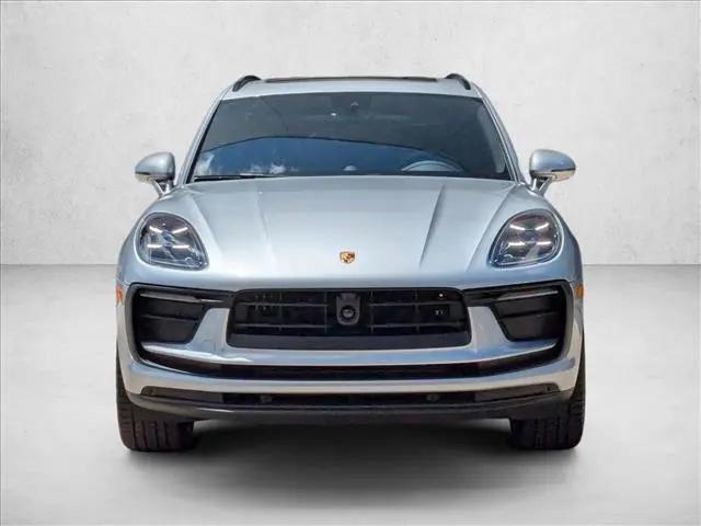 2025 Porsche Macan Macan
