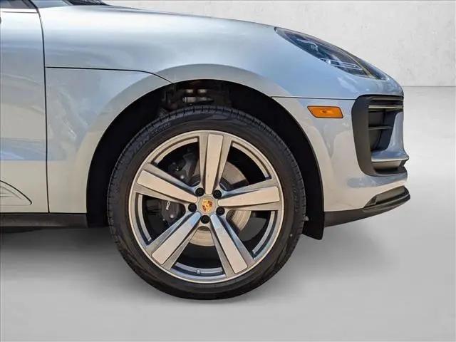 2025 Porsche Macan Macan