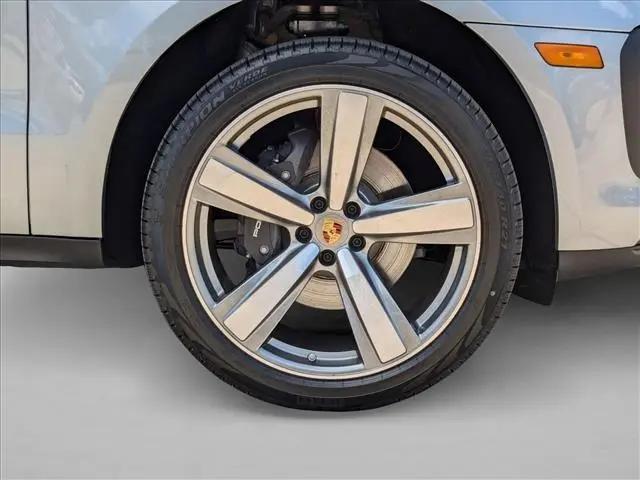2025 Porsche Macan Macan