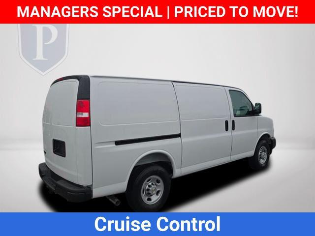 2025 Chevrolet Express Cargo Van RWD 2500 Regular Wheelbase WT