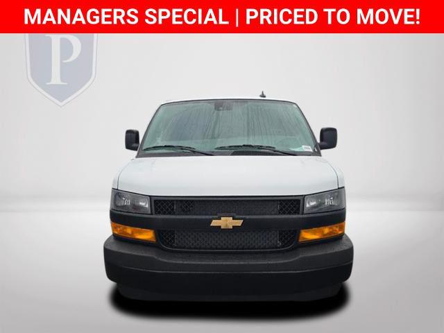 2025 Chevrolet Express Cargo Van RWD 2500 Regular Wheelbase WT