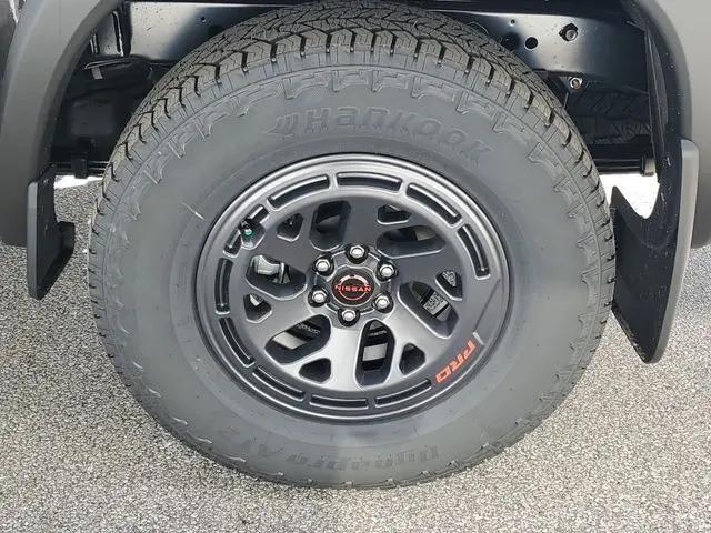 2026 Nissan Frontier Crew Cab PRO-4X 4x4