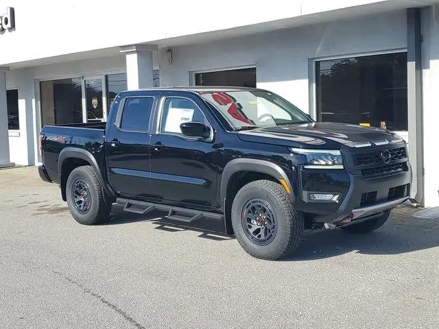 2026 Nissan Frontier Crew Cab PRO-4X 4x4