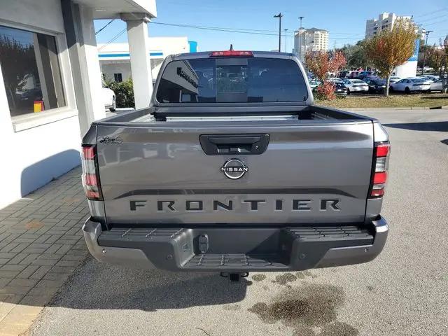 2026 Nissan Frontier Crew Cab SV 4x2