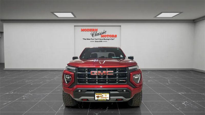2023 GMC Canyon 4WD Crew Cab Short Box AT4