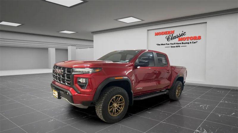 2023 GMC Canyon 4WD Crew Cab Short Box AT4