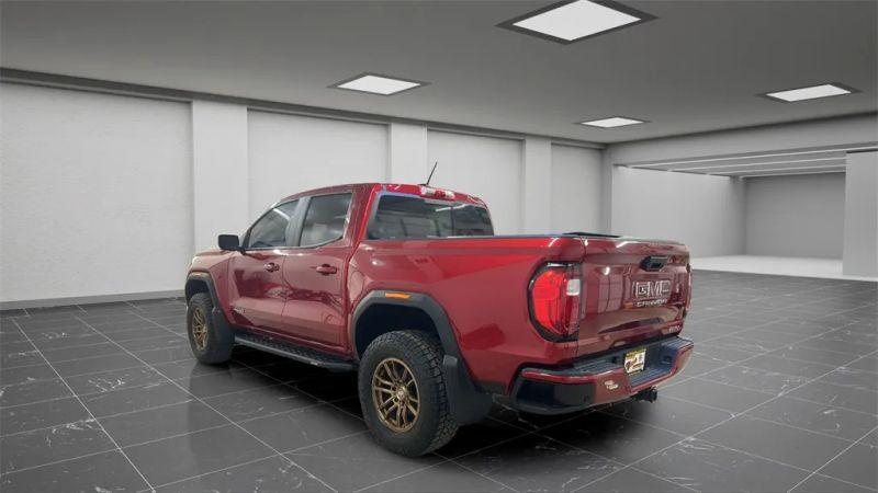2023 GMC Canyon 4WD Crew Cab Short Box AT4
