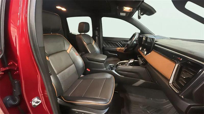 2023 GMC Canyon 4WD Crew Cab Short Box AT4