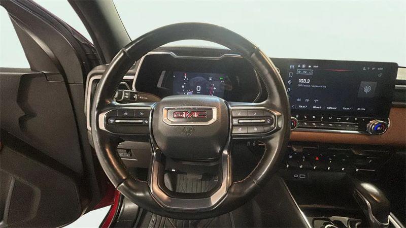 2023 GMC Canyon 4WD Crew Cab Short Box AT4