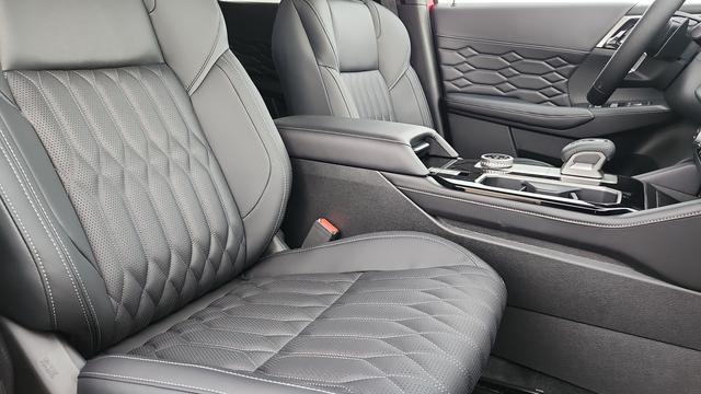 2026 Mitsubishi Outlander SEL 1.5T 2WD