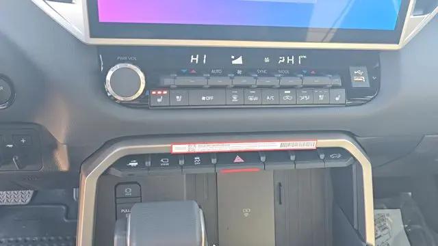 2026 Toyota Tundra Limited CrewMax 6.4' Bed