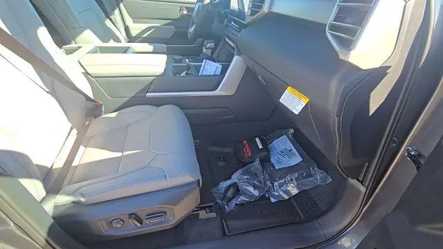 2026 Toyota Tundra Limited CrewMax 6.4' Bed