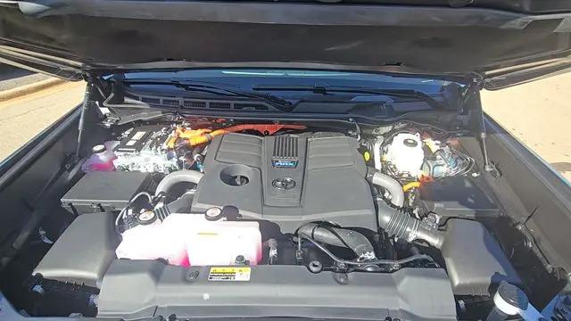 2026 Toyota Tundra Limited CrewMax 6.4' Bed