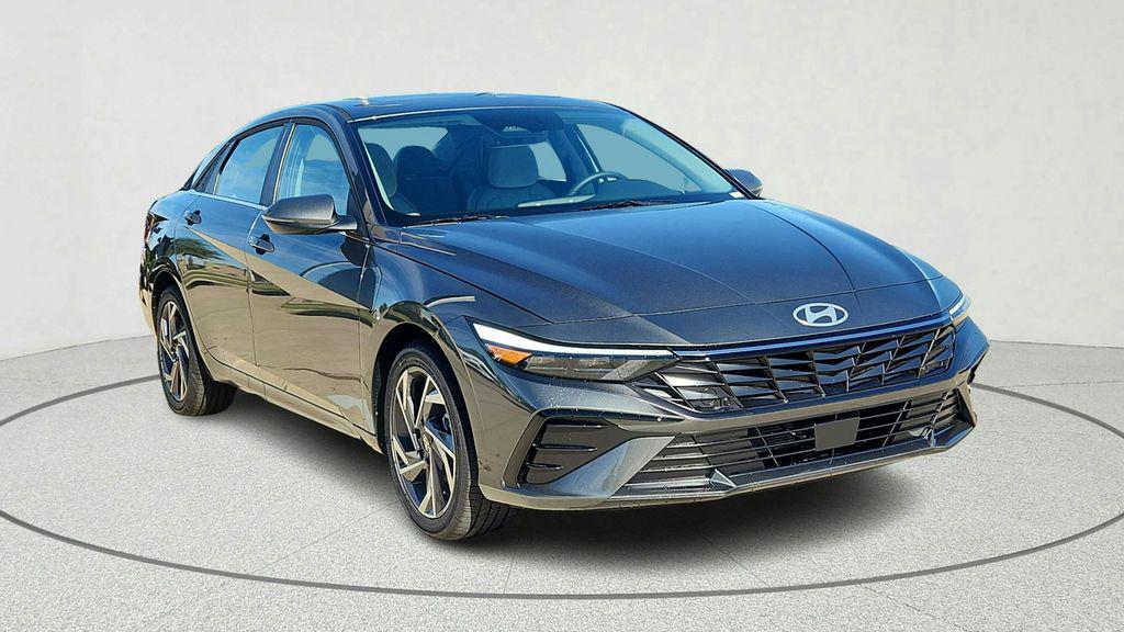 2026 Hyundai Elantra 2.0 Limited IVT's photo