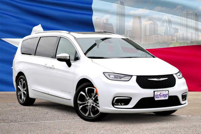 2026 Chrysler Pacifica Pinnacle for sale in Austin, TX
