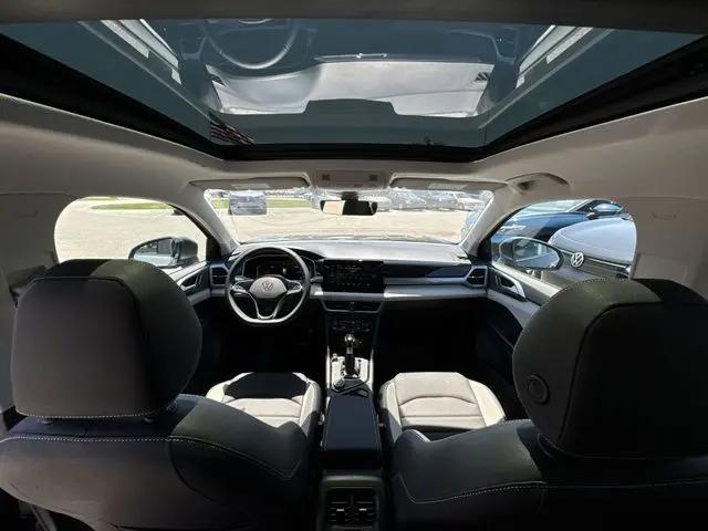 2026 Volkswagen Taos SEL
