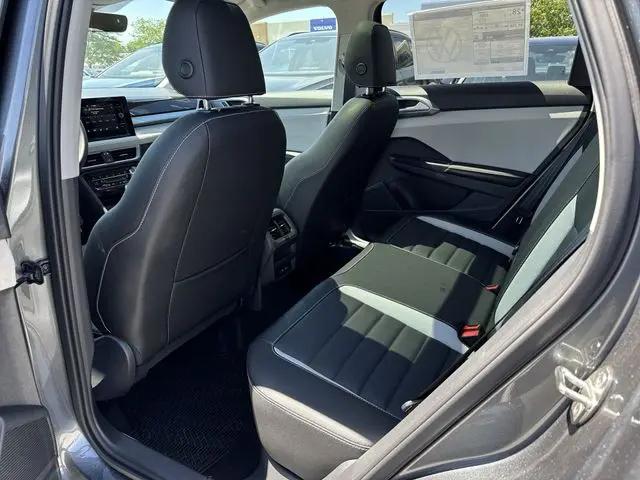 2026 Volkswagen Taos SEL