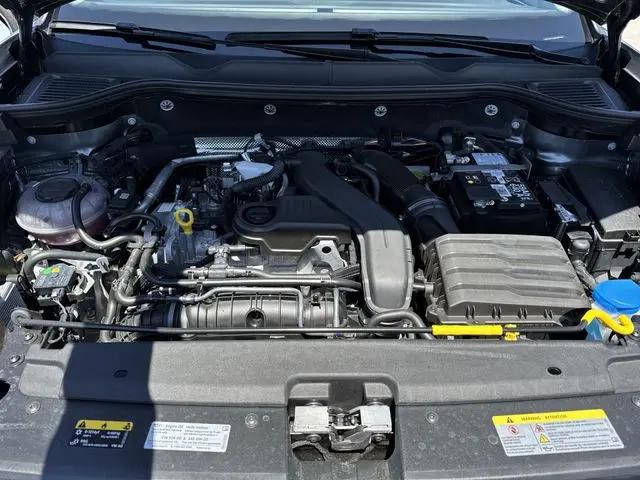 2026 Volkswagen Taos SEL