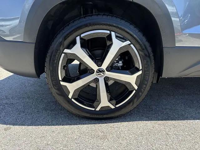 2026 Volkswagen Taos SEL