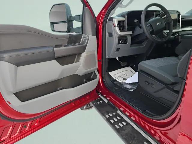 2026 Ford F-350 XLT