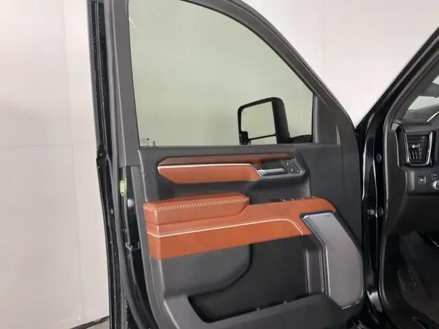 2024 GMC Sierra 3500HD Denali Ultimate
