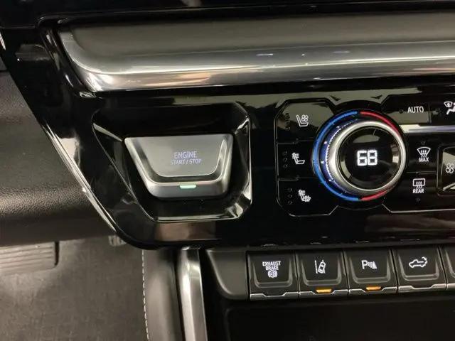 2024 GMC Sierra 3500HD Denali Ultimate