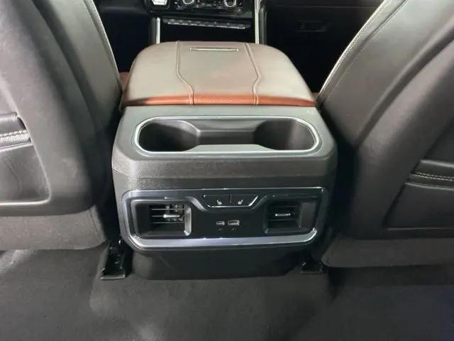 2024 GMC Sierra 3500HD Denali Ultimate
